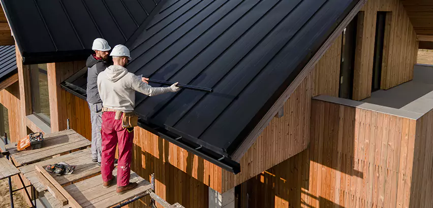 Metal Roof Maintenance in Mercer Island