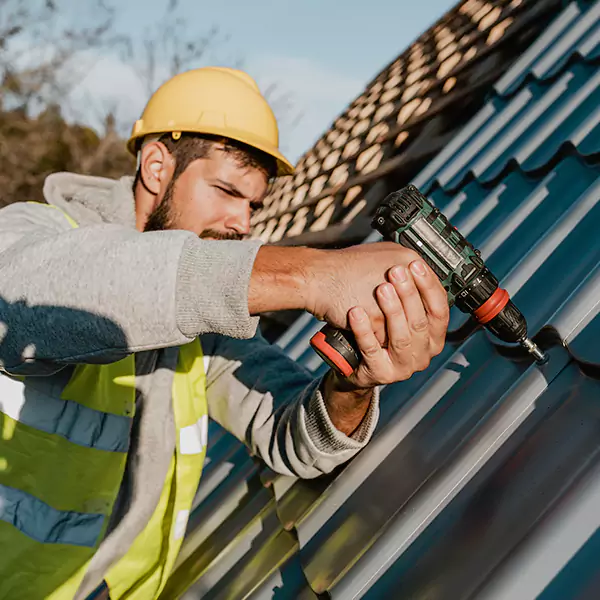 Why Mercer Island Property Owners Choose Mercer Island Roofing Pro for Metal Roof Replacement?